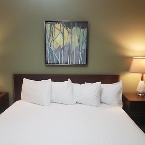 King Room Garden View